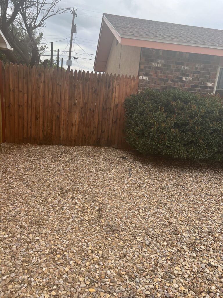Re Stained Pointed picket fence in Eastern NM