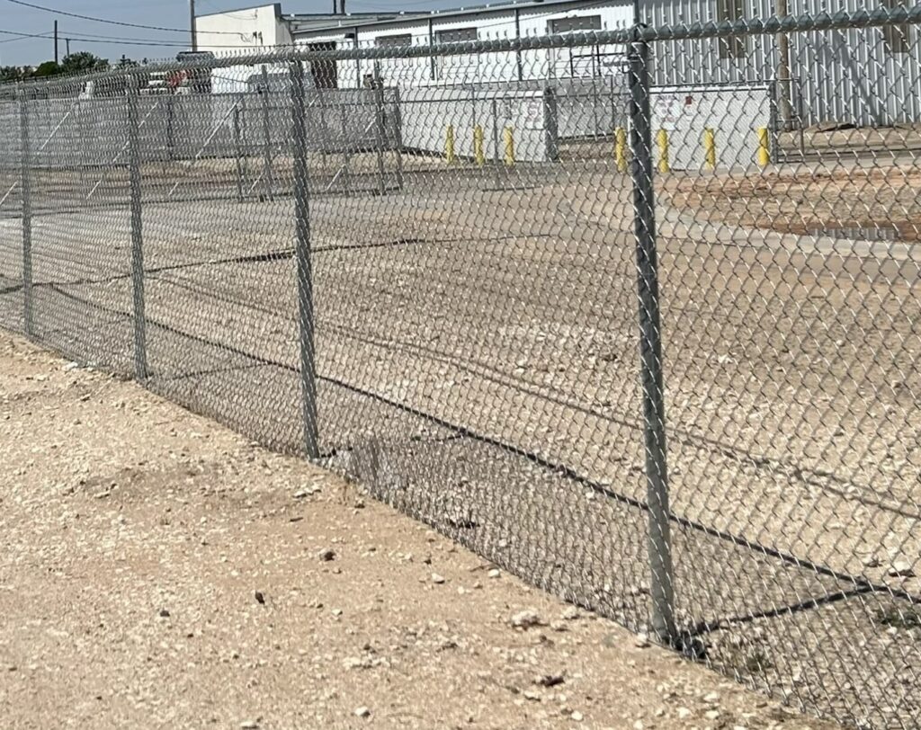 Commercial chain link